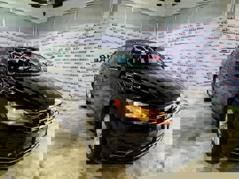 Used 2018 Volkswagen Passat 2.0T S w/ Driver Assistance Package image 6
