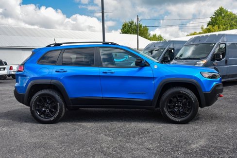 Certified 2022 Jeep Cherokee Trailhawk w/ Trailer Tow Group image 2