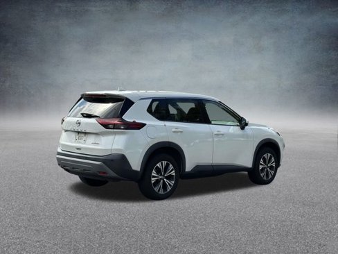 Used 2021 Nissan Rogue SV image 5
