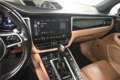 Used 2019 Porsche Macan image 14