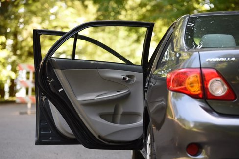 Used 2010 Toyota Corolla LE image 20