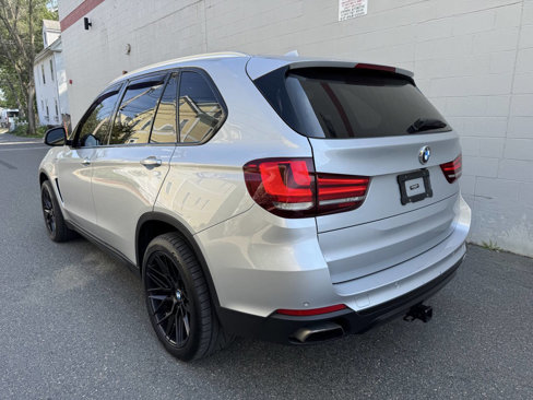 Used 2017 BMW X5 xDrive40e image 7