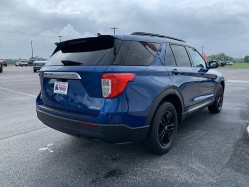 Used 2022 Ford Explorer XLT image 5