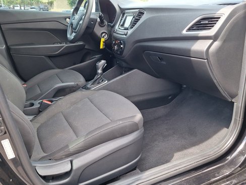 Used 2020 Hyundai Accent SE image 20