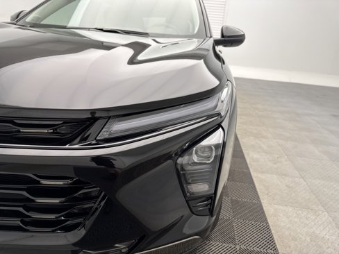 New 2025 Chevrolet Trax ACTIV image 25