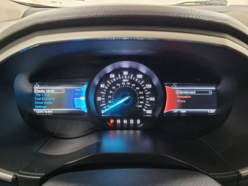 Used 2017 Ford Edge SEL w/ Equipment Group 201A image 23