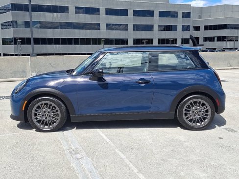 Used 2025 MINI Cooper S image 2