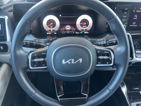 Used 2023 Kia Sorento SX image 16