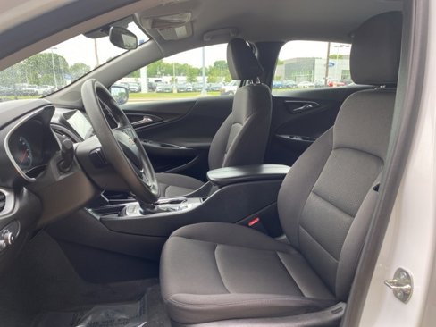 Used 2024 Chevrolet Malibu LT image 8