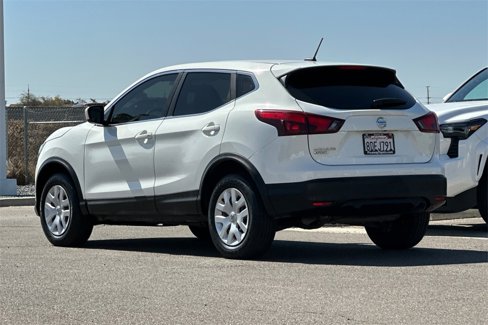 Used 2018 Nissan Rogue Sport S image 7