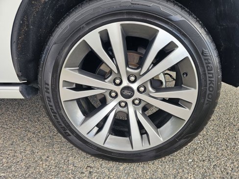 Used 2020 Ford Expedition Platinum image 13