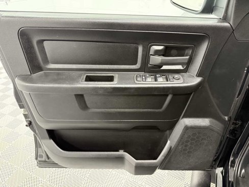 Used 2023 RAM 1500 Express w/ Wheel & Sound Group image 10