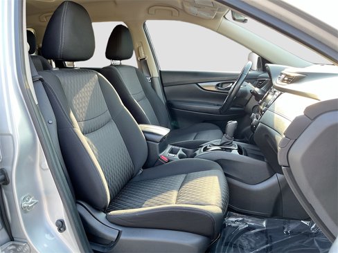 Certified 2020 Nissan Rogue SV image 25
