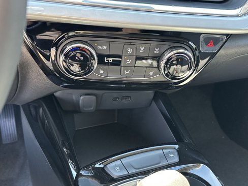 New 2025 Chevrolet Trax LT w/ Driver Confidence Package image 23