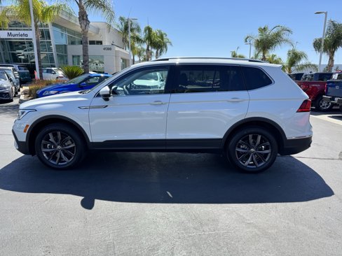 Certified 2023 Volkswagen Tiguan SE image 7