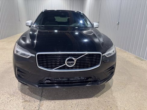 Used 2018 Volvo XC60 T6 R-Design w/ Convenience Package image 3