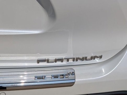 Used 2021 Toyota Highlander Platinum image 7