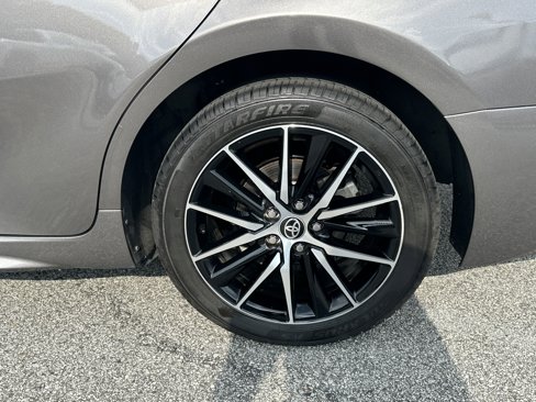 Used 2023 Toyota Camry SE image 19