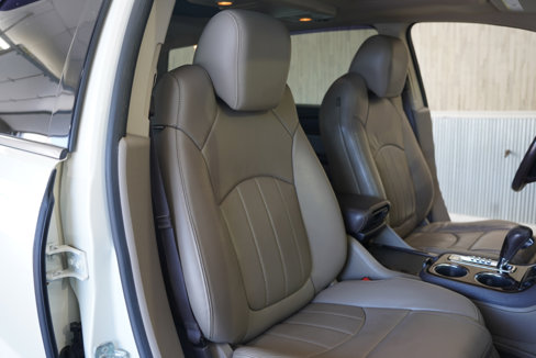 Used 2013 GMC Acadia Denali image 28