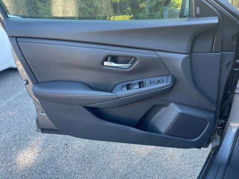 Used 2024 Nissan Sentra SV image 20