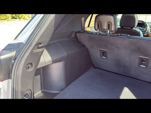 Used 2018 Chevrolet Equinox Premier image 31