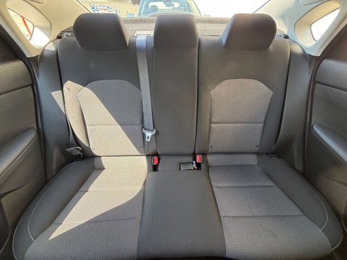 Used 2024 Kia Forte LXS image 38