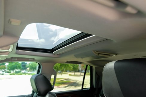 Used 2016 Cadillac Escalade Luxury image 5