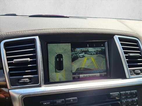 Used 2015 Mercedes-Benz GL 320 BlueTEC 4MATIC image 21