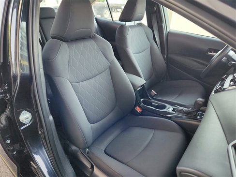 Used 2021 Toyota Corolla LE image 22