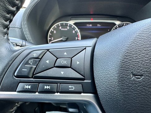 Used 2022 Nissan Sentra SV image 20