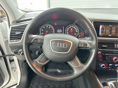 Used 2016 Audi Q5 2.0T Premium image 12