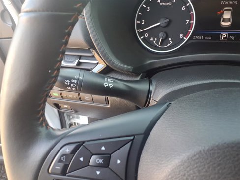 Used 2024 Nissan Sentra SR w/ SR Premium Package image 23