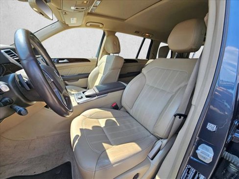 Used 2015 Mercedes-Benz GL 320 BlueTEC 4MATIC image 11