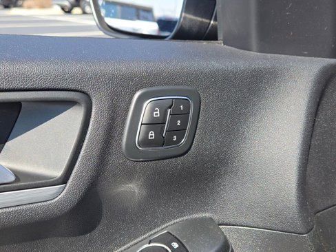 Used 2023 Ford Escape Platinum w/ Premium Technology Package image 37