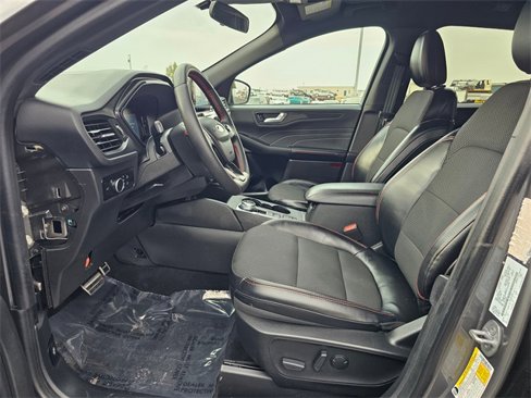 Used 2023 Ford Escape ST-Line w/ Cold Weather Package image 11