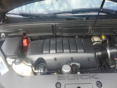 Used 2010 Buick Enclave CXL image 13