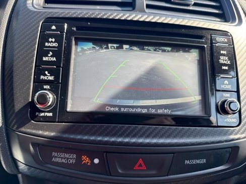 Used 2017 Mitsubishi Outlander Sport SE image 29