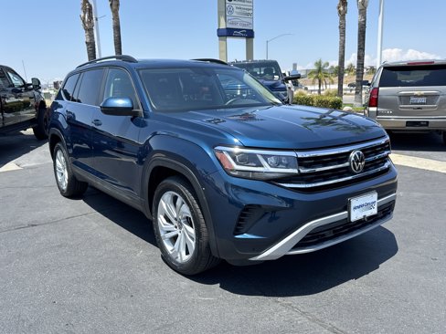 Used 2021 Volkswagen Atlas SE w/ Panoramic Sunroof Package image 2