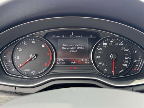 Used 2024 Audi A4 2.0T Premium image 3