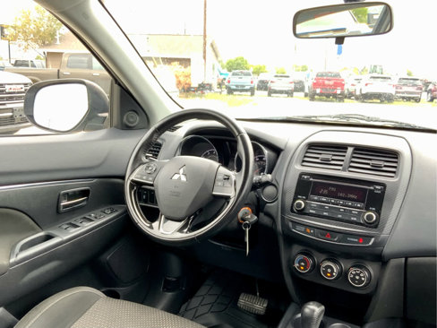 Used 2016 Mitsubishi Outlander Sport ES image 37