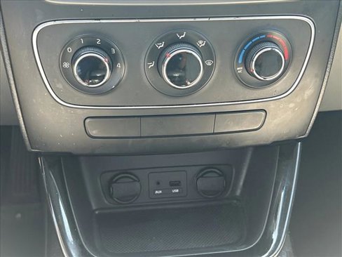 Used 2014 Kia Sorento LX image 14