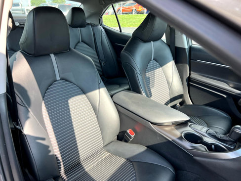 Used 2022 Toyota Camry SE image 64