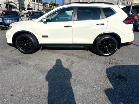 Used 2017 Nissan Rogue SV image 27