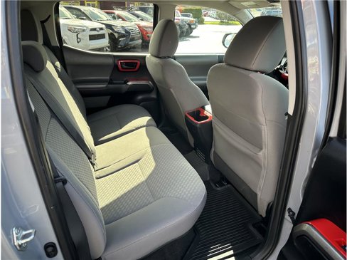 Used 2021 Toyota Tacoma SR5 image 23