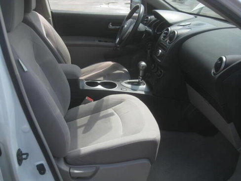 Used 2014 Nissan Rogue S image 20