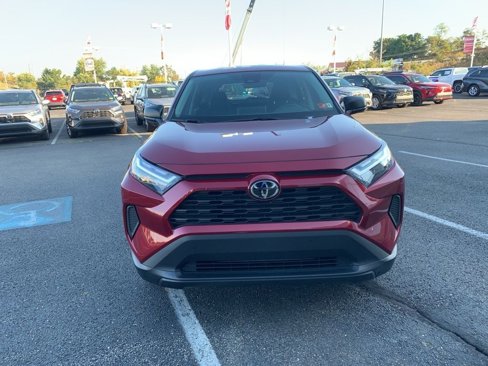 Used 2024 Toyota RAV4 LE image 8