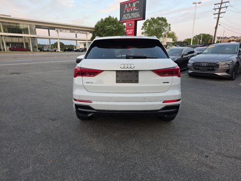 Used 2022 Audi Q3 2.0T Premium Plus image 12