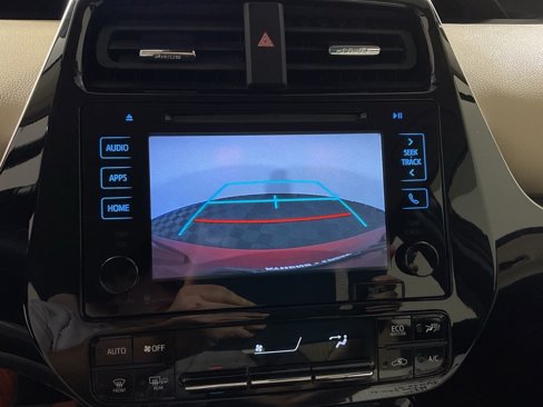 Used 2017 Toyota Prius Two image 4