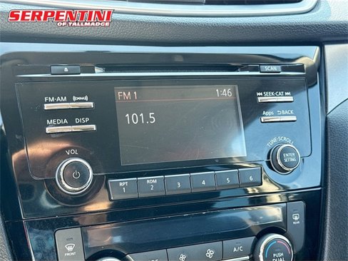 Used 2015 Nissan Rogue SV image 14