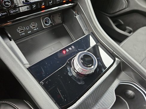 New 2025 Jeep Grand Cherokee L Altitude image 28